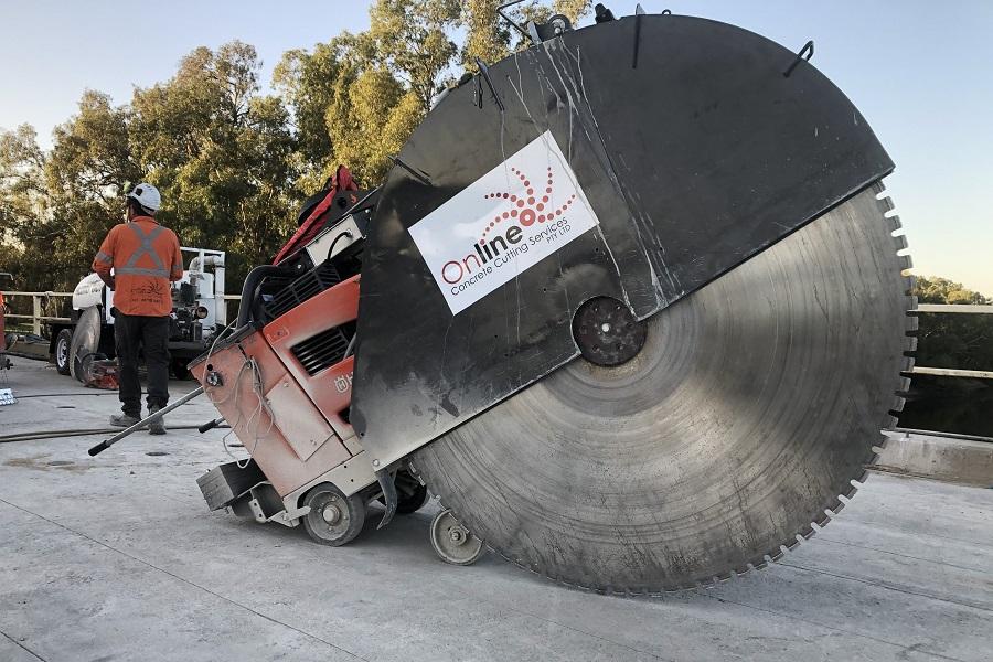 Online Concrete Cutting - Road Sawing (1)